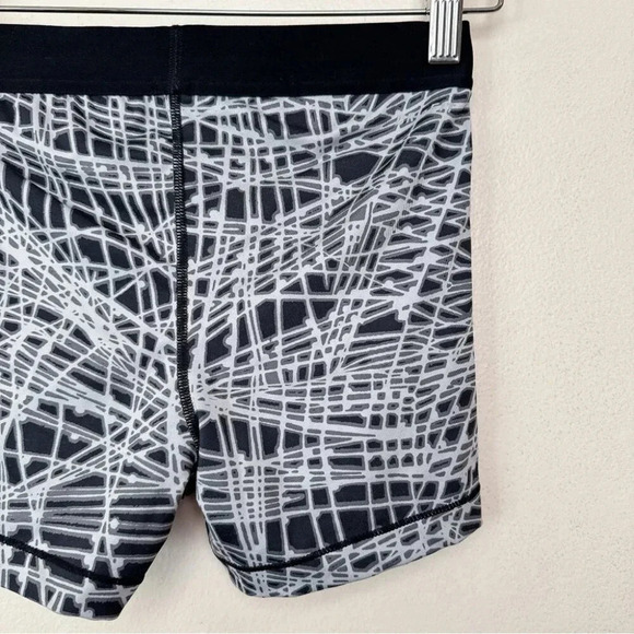 Nike Pro Womens  Small Cool Tracer Spandex Athletic Short - Picture 10 of 11